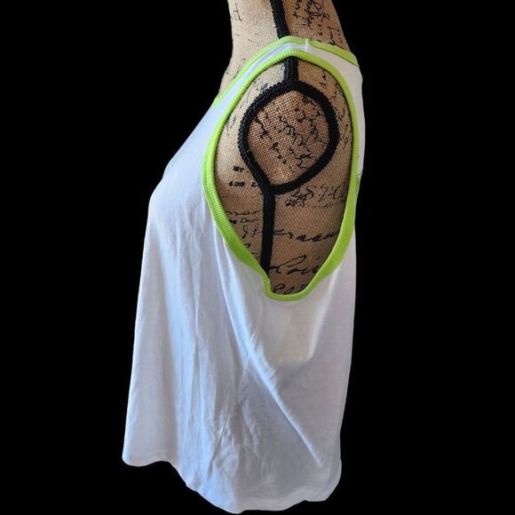 Social Scene Tank Top Wmn SZ 2X Mushrooms Hippie Novelty Wacky Checkered Graphic - Picture 4 of 4